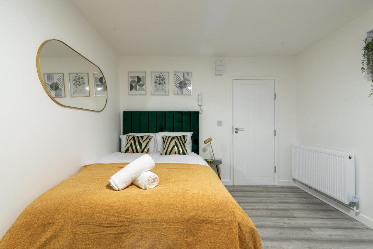 Exquisite Cardiff Apartments- With Garden Lounge & Games Room Bagian luar foto