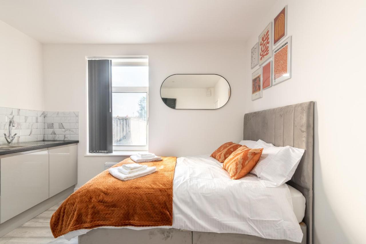 Exquisite Cardiff Apartments- With Garden Lounge & Games Room Bagian luar foto