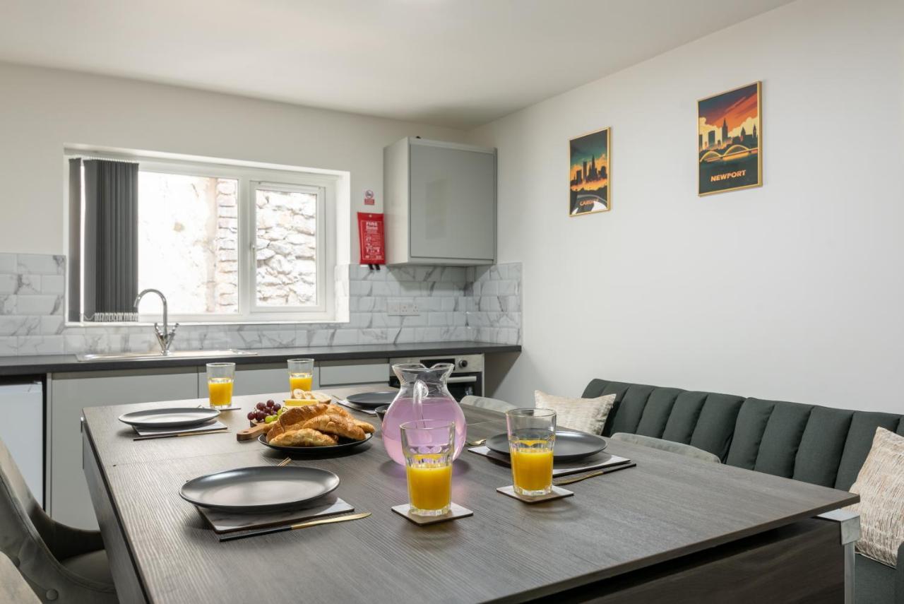 Exquisite Cardiff Apartments- With Garden Lounge & Games Room Bagian luar foto